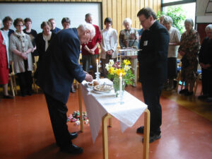 Ehtoollisen vietto kuuluu monen kiponniemen kävijän elämään